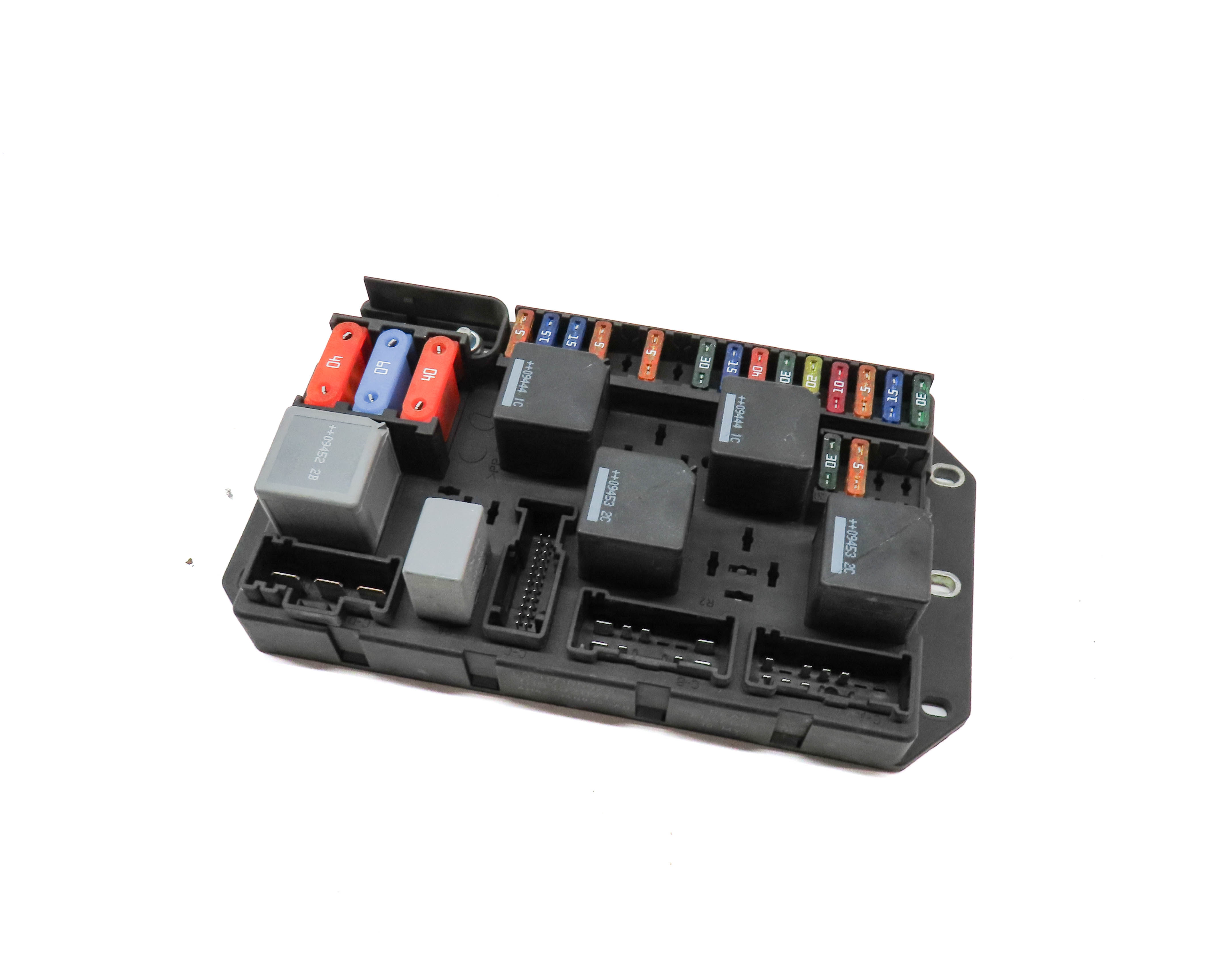 2010 RANGE ROVER (L322) REAR POWER JUNCTION RELAY REAR FUSE BOX — exact item pictured